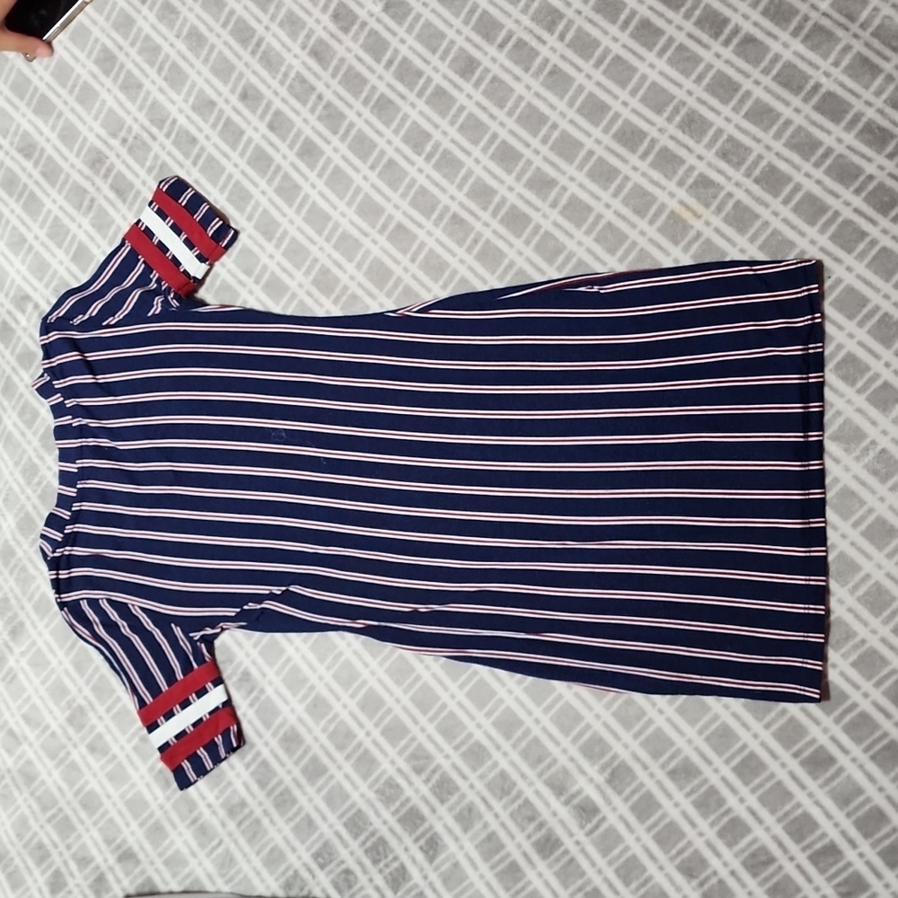 Dress,medium - Picture 2 of 2